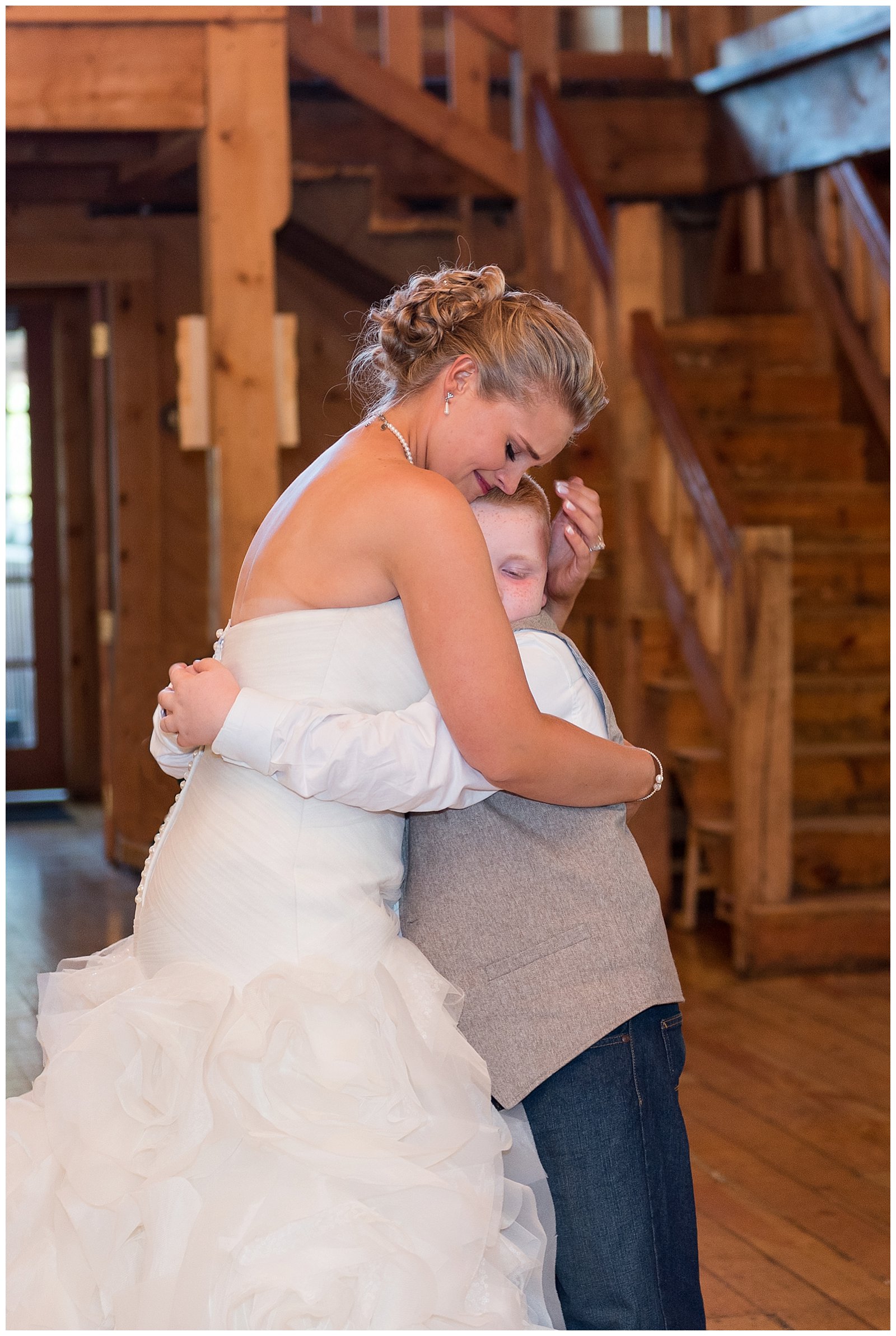 Bride has her first dance with her cousin at her cohasset red lion inn wedding
