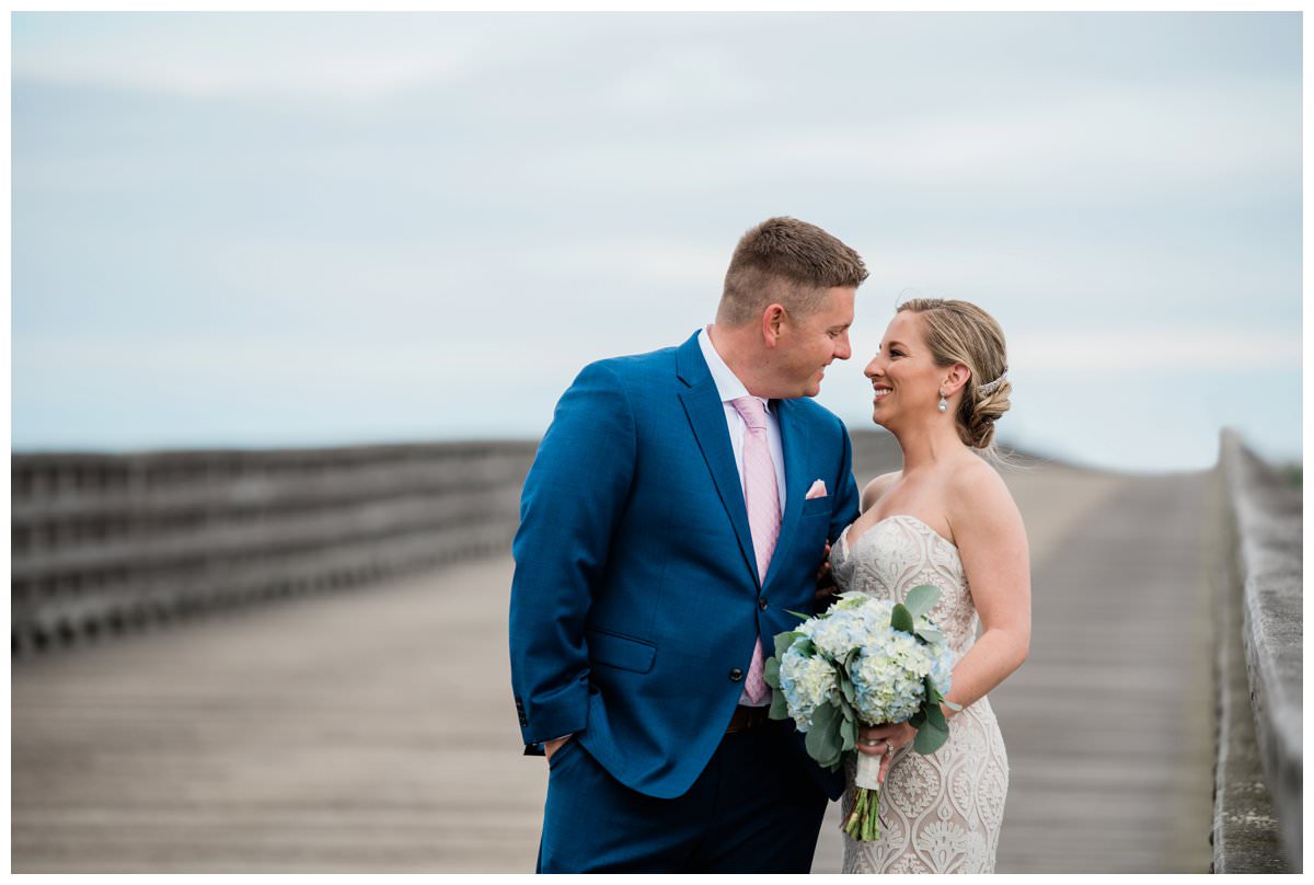 wedding photos at duxbury beach powder point bridge