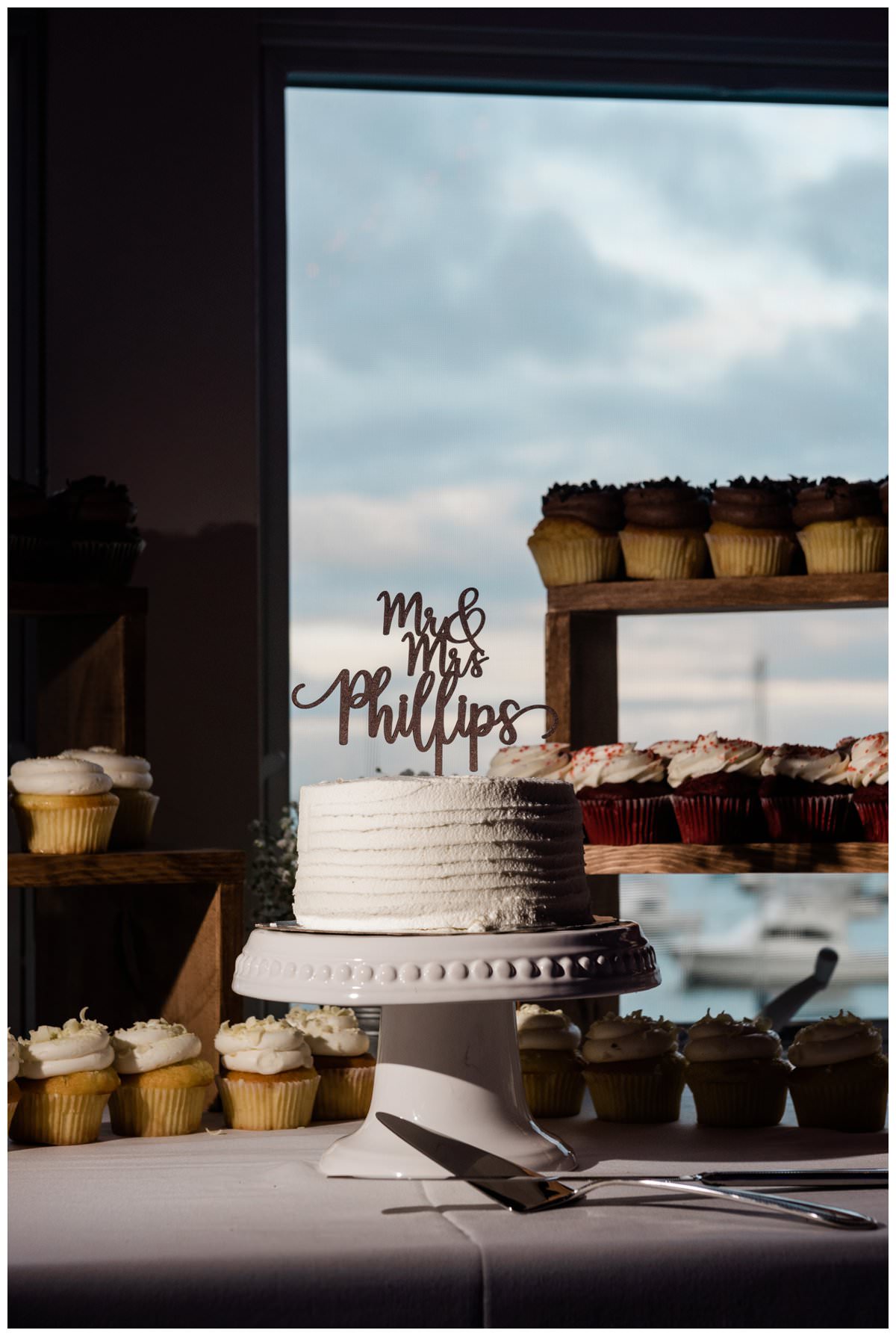 cake and cupcakes at duxbury bay maritime school wedding