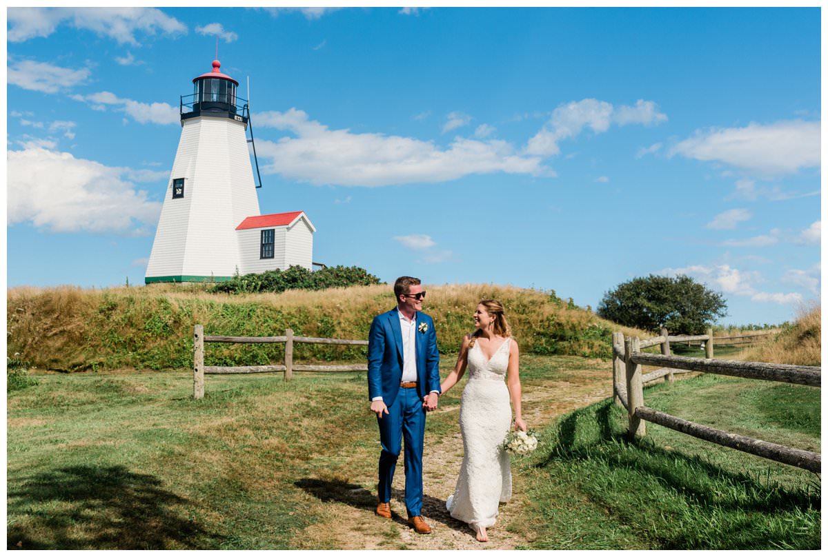 bride and groom portraits at Gurnet lighthouse